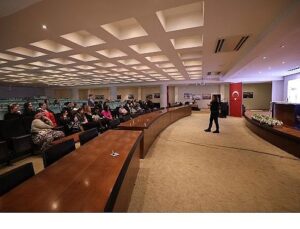 Efes Selçuk’ta Rahim Ağzı Kanseri Farkındalık Eğitimi Düzenlendi