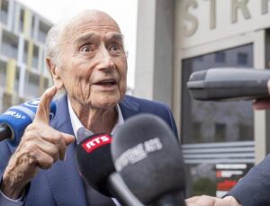 Ex-FIFA president Sepp Blatter backs calls to boycott World Cup in the US