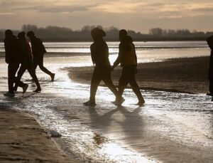 France detains two British activists over anti-migrant campaigning, prosecutors say