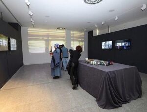 Galeri Cennet’te ‘Fijital Kapılar’ Standı Açıldı