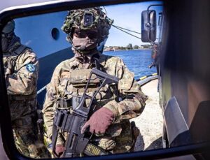 Germany’s military prepares test information leaflet drop using helium balloons