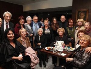 İBB Kent Tiyatroları Devlet Sanatkarı Haldun Dormen’i Kaybetmenin Derin Üzüzntüsünü Yaşıyor