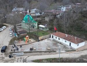 İnegöl Belediyesi’nden İclaliye Mahallesinde Meydan Düzenlemesi