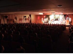 İnegöl Sahnesinde Şenlik Var