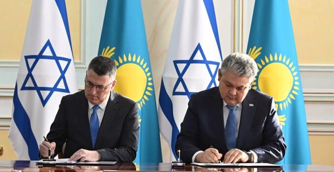 Israel and Kazakhstan sign visa-free agreement in tourism boost
