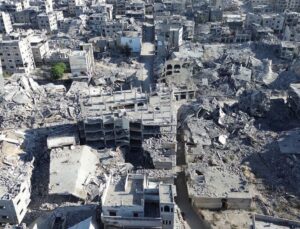 İsrail’in, Gazze’ye saldırılarında can kaybı 71 bin 388’e yükseldi