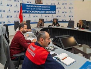 İzmir’de yağış sonrası hasar tespit ve müdahale çalışmaları devam ediyor