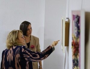 Karabağlar ‘da Kozalar Çiçek Açtı