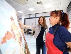 Karşıyaka Belediyesi, Yaşlı Bakım ve Sağlıklı Yaş Alma Fuarı’na hazır