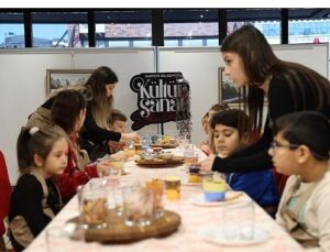 Kartepeli Öğrencilerin Yarıyıl Tatili Sanatla Renkleniyor