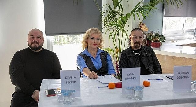 Kendine Güvenen Sesler Güzelbahçe Sağlıklı Yaş Alma Merkezi’nde Yankılandı