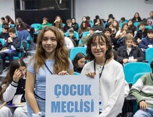 Konak’ın Çocuk Meclisi’nde seçim heyecanı