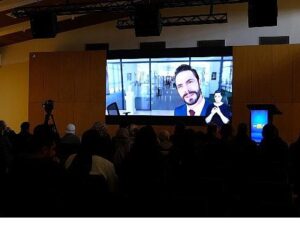 Konya Büyükşehir’den Görme Engellilere Sesli Betimlemeli Sinema Aktifliği