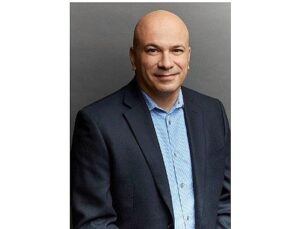 Lenovo’dan çığır açacak yenilik yapay zeka yol arkadaşı; QIRA