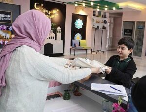 Lider Altay, Bu Yıl da Çocukları Birinci Oruç İkramıyla Sevindireceklerini Duyurdu