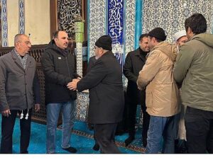 Lider Altay, Filistin’e Takviye İçin Yeni Yılın Birinci Sabah Namazında Konyalılarla Buluştu