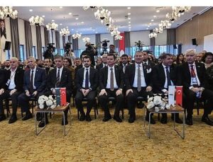 Lider Aydın Afetlere Dirençli Kentler Paneli’ne Katıldı