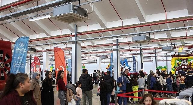 Lider Çerçioğlu Çocukları ve Aileleri Yarıyıl Karne Şenliği’ne Davet Etti