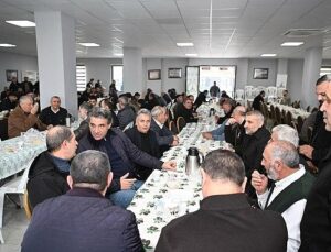 Lider Kocaman Ağrılılarla Buluştu