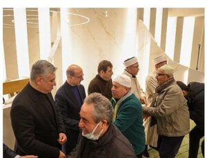 Lider Pekyatırmacı Miraç Kandili’nde Vatandaşlarla Bir Ortaya Geldi