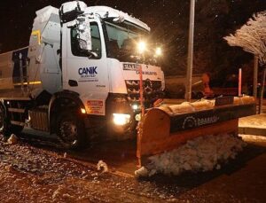 Lider Sandıkçı’dan Yerinde Takip: Canik’te 7/24 Karla Uğraş