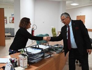 Lider Topaloğlu’ndan yeni yıl akşamı hastane ziyaret