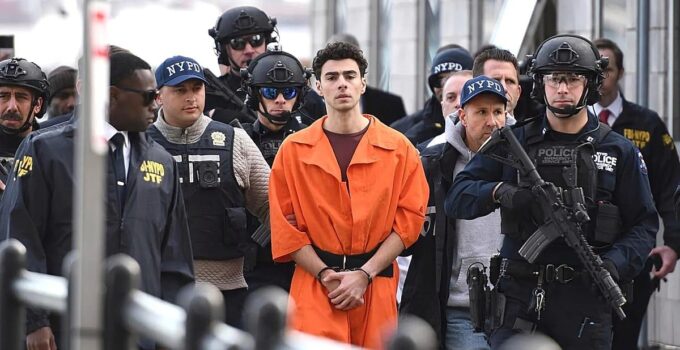 Man impersonating FBI agent tries to break Luigi Mangione out of jail, authorities say