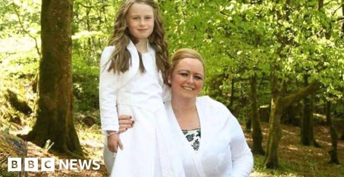 Mum of girl killed in blast asks government for direct talks