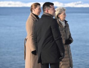 Newsletter: EU mulls retaliation but prioritises diplomacy with US over Greenland