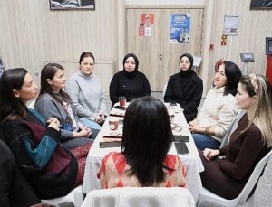 Osmangazi’de Kitapseverlerden Kolektif Okuma Aktifliği