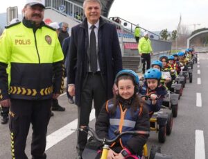 Oyak Renault, Güvenli Adımlar Projesini Hayata Geçirdi