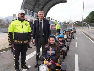 Oyak Renault’dan Gelecek İçin İnançlı Adımlar Projesi