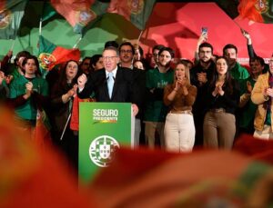 Portugal presidential election: Far-right Ventura heads for runoff against centre-left Seguro