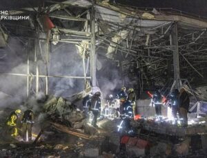 Russia launches major attack on Ukraine, targeting power grid and killing four