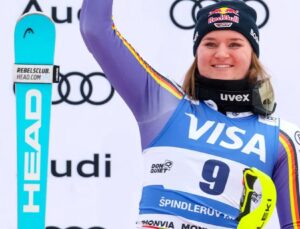 Sara Hector Sezonun İlk Zaferini Aldı