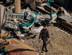 Spain to grant €20 million in compensation to victims of deadly high-speed train crash