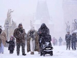 Storm Goretti continues to cause travel mayhem and power outages in northern Europe