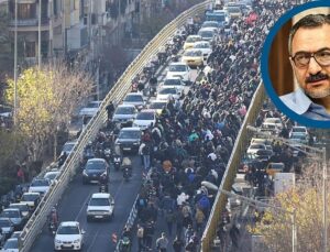 Tehran’s method of governance has reached a dead end, former top adviser tells Euronews