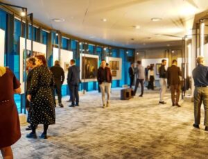 Tosyalı’dan Sanatı, Toplumsal Hafızayı ve Kurumsal Değerlerini Buluşturan Sergi