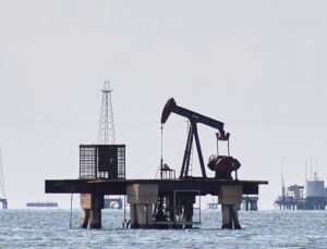 US plans to ‘dictate’ Venezuelan oil sales amid further tanker seizures