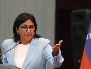 Venezuela’da geçici devlet başkanı ataması: Delcy Rodríguez görevi devraldı