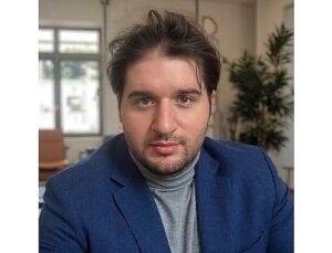 Yapay Zekâ Göç İdaresinde Tesirli Fakat Riskli: “Denetimsiz Algoritmalar Hak İhlallerine Yol Açabilir”