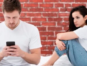 Yapay Zekaya İlişkinizdeki Sorunları Anlatmayın