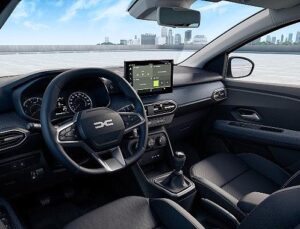 Yeni Dacia Sandero Avantajlı Fiyatıyla ve Göz Alıcı Tasarım Ayrıntılarıyla Yollarda