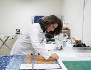 Açık Dolap’ta tekrar tasarlanan eserler dayanışmayı güçlendiriyor