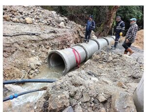 Alanya’da tıkanan menfezler Büyükşehir gruplarınca açıldı