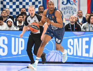 Anadolu Efes, Zalgiris ile Karşılaşacak 