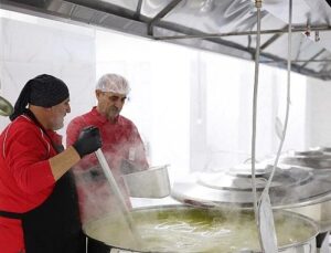 Bağcılar Belediyesi, muhtaçlık sahiplerinin yanında