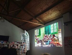 Barbaros’ta Sinema Perdesi Daima Açık …