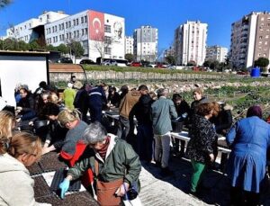 Bornova’da toprak bayanlarla canlanıyor